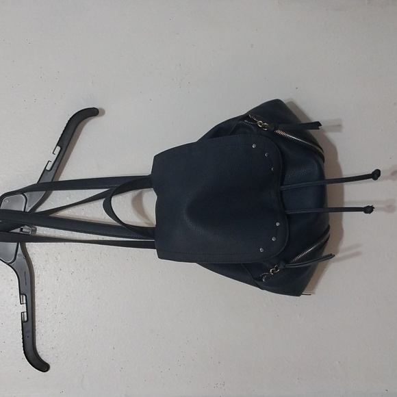 ANDREA BACK PACK draw. String pruse. - Picture 1 of 9